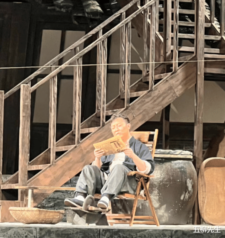 窝头会馆|烧饼发文庆祝与曹鹤阳合作8周年,《窝头会馆》彩排谢幕震撼观众