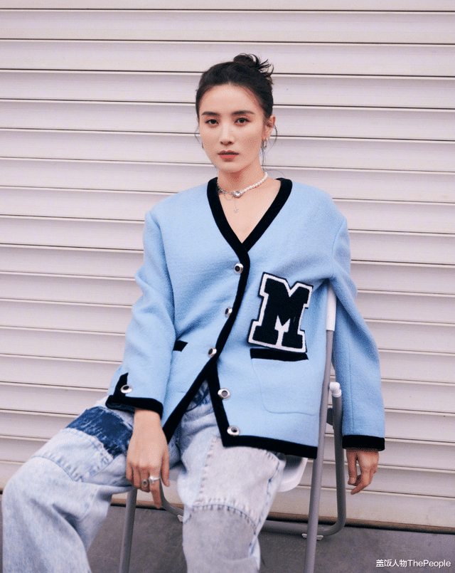 宋佳|私服迷人可爱,红毯却一个比一个拉胯,这些女星是“限定”美人?