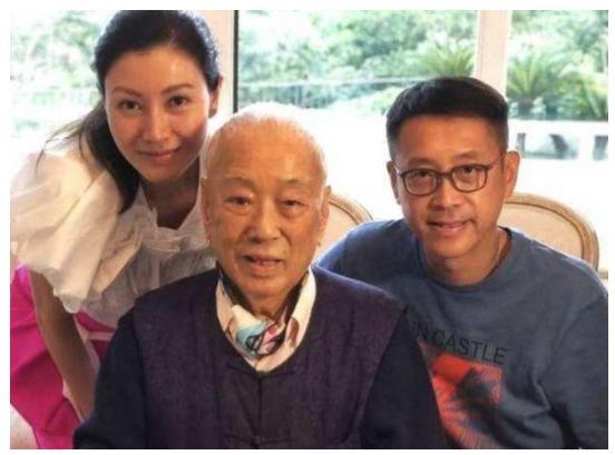 李嘉欣|靠80套豪宅年收租4.8亿，李嘉欣公公不给子孙留钱却留大量不动产