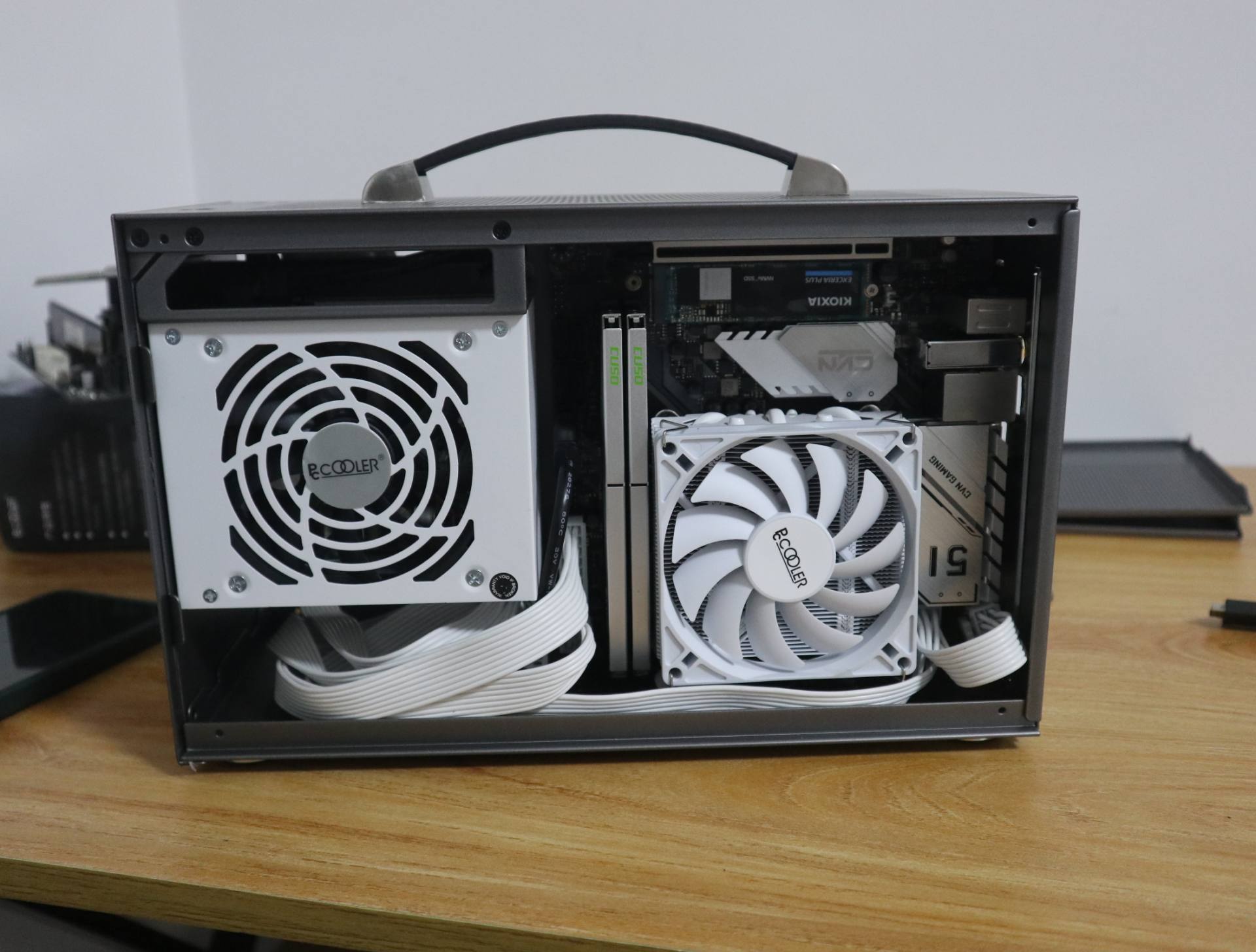 显卡|中年垃圾佬装机学习主机更新记：ITX小主机装机分享