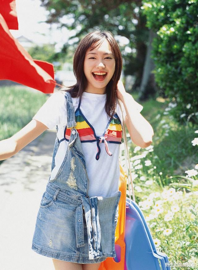 新垣结衣|虽然戴牙套脸“凹陷”了，但谁敢说曾经的她不是大美女？