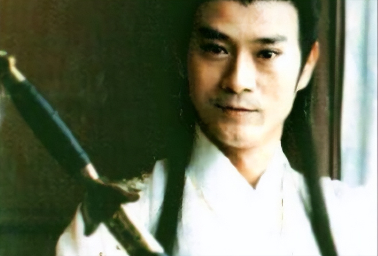 郑少秋|“含胸驼背”别硬演古偶,所谓“玉面小郎君”,还得看这9位明星