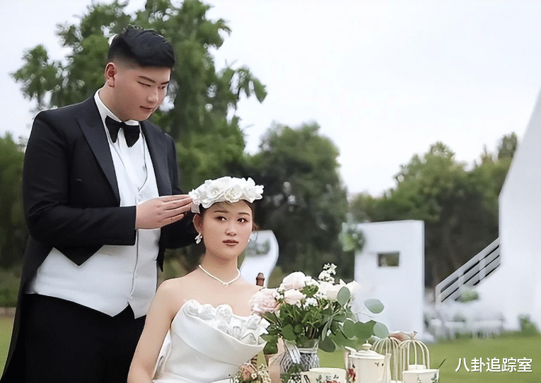 陈萌|陈萌厉害!自己不当网红,却配上助理代自己直播,陈亚男:学到了