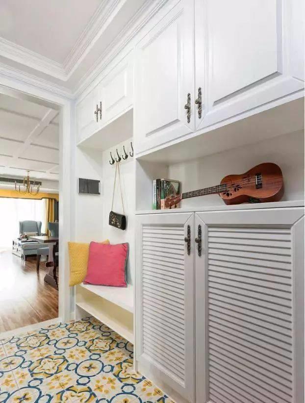 入户玄关别只做鞋柜了,这么装,房子颜值从门口开始就走高峰