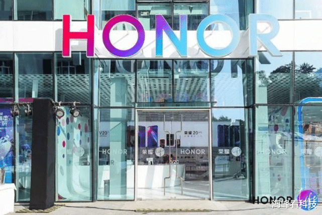 操作系统|揭秘荣耀LIFE太原店,颠覆你对手机门店的传统认知!