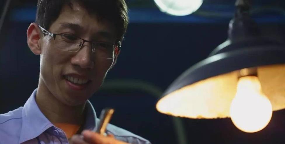 航空发动机|中国42岁顶级工匠,破解航空发动机难题,拒绝外企40万日薪