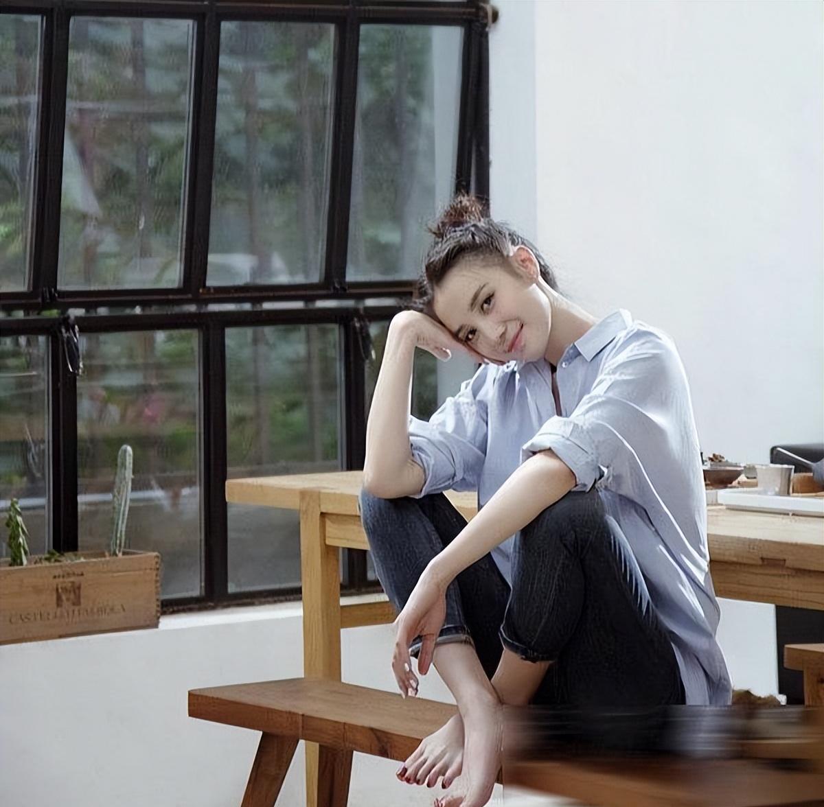 宋佳|小宋佳:恋情一段接一段,41岁却依旧待字闺中,她在追求什么?