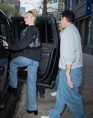 |大布与妮可拉高调现身，牵手展示巨型钻戒，透露metgala晚会细节