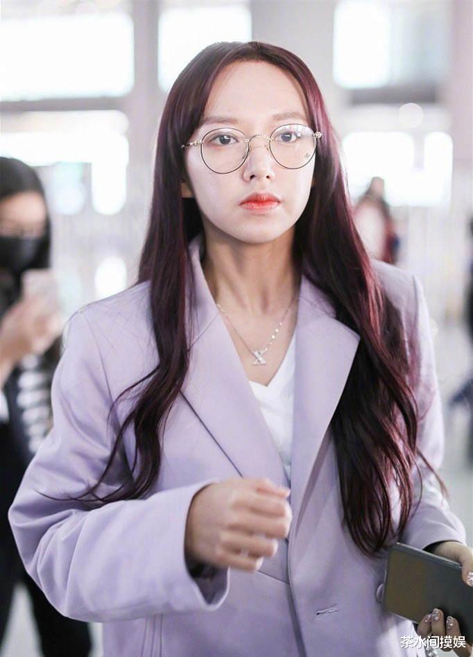 辣妹|女明星也有秃头危机？有人发际线堪比清朝阿哥，有人走路掉假发片