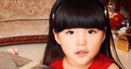 王诗龄 王诗龄疑瘦身成功？练拳击小腿线条吸睛，曾获国际象棋比赛银牌！