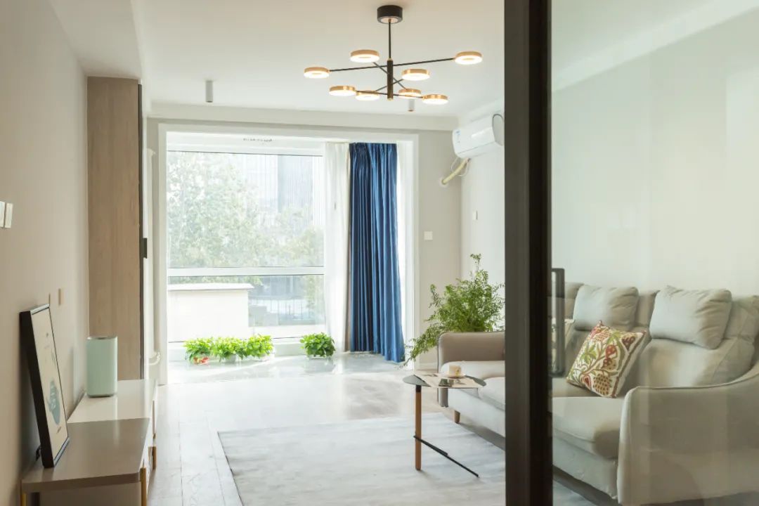 一居室小房还有衣帽间，独居生活真是爽！