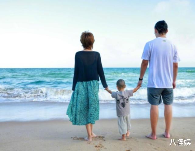 马丽|马丽获奖后发文感谢何炅，直言他是自己的光，相识12年感恩遇到