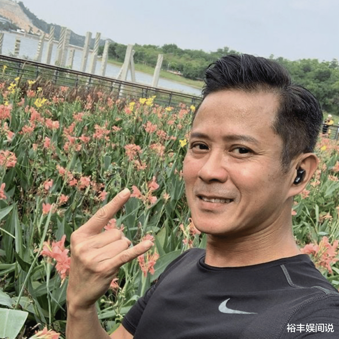 彭怀安|众港星齐聚内地好惬意！彭怀安像大S老公，庄思敏穿露脐装跳尬舞