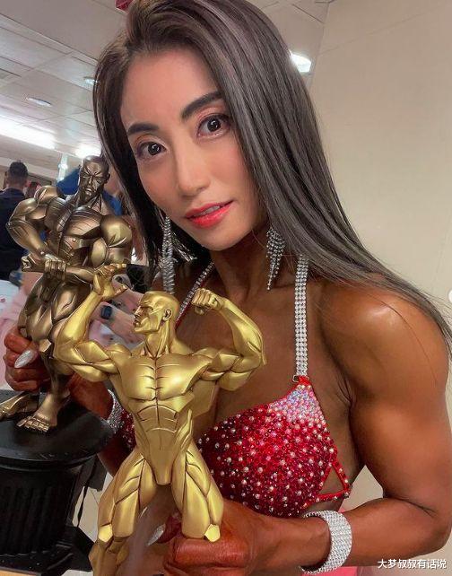 陈冠希|陈冠希40岁火辣旧爱被狂粉骚扰！收“不明液体”惊吓一秒甩开