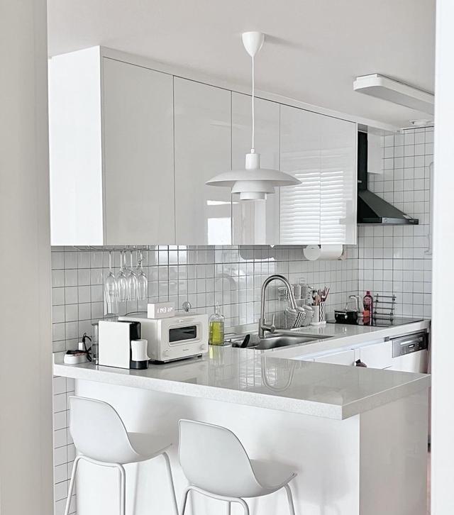 第一次装修，28岁夫妻坚持己见，65㎡不盲目跟风，成功避开5大误区