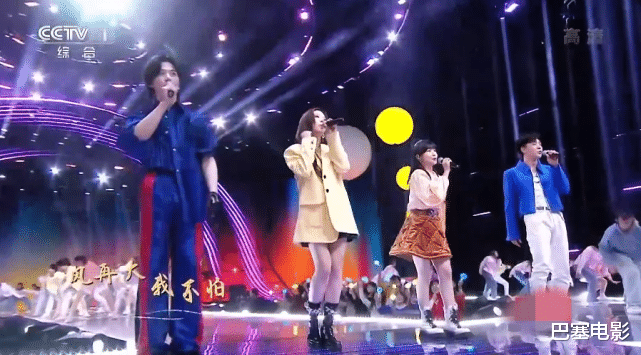 春晚|央视网络春晚：周深好治愈，周笔畅尚雯婕又玩时尚，谭松韵表情绝了