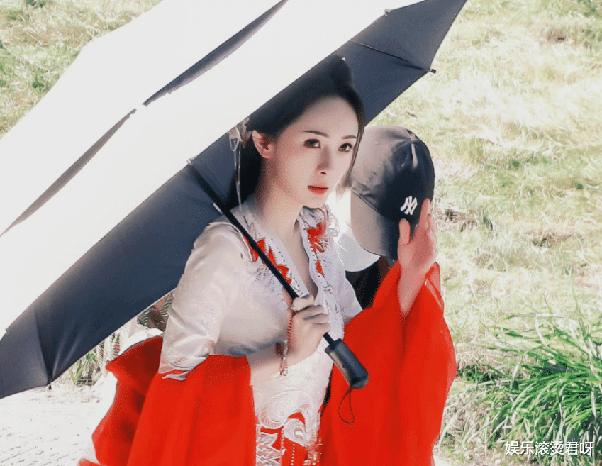 杨幂|《狐妖小红娘》未播先火,杨幂不走丧葬风,才是古装剧该有的样子