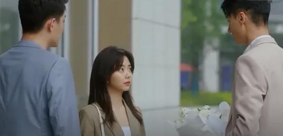 李健|《请叫我总监》：苏维然表面上彬彬有礼，实际上心机深沉