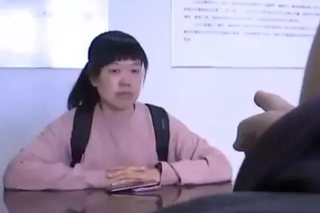 女子余某结识男子郑某，两人同居，婚后6年，妻子不让丈夫碰！