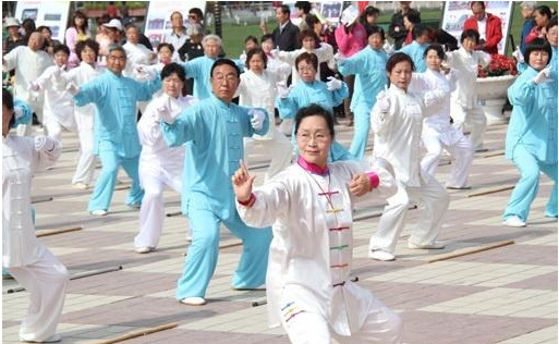 脾胃|中医，经络养生，脾胃经的位置，逐渐地去拉伸，拉筋，拉筋疗法