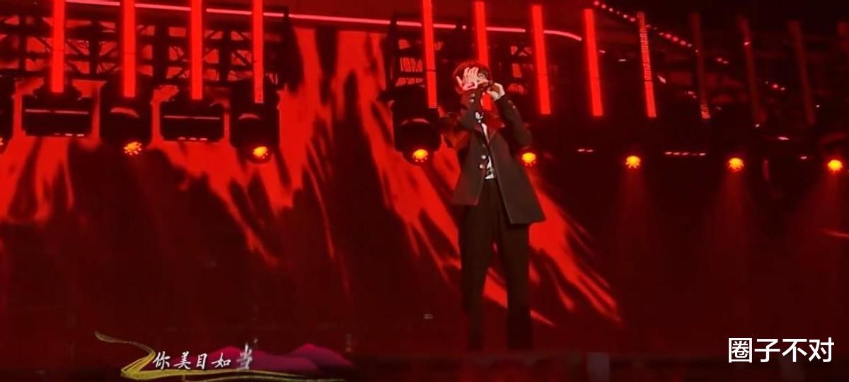 许嵩|“青春回忆”许嵩:多年未参加综艺节目,一曲《昨夜书》令人叹服