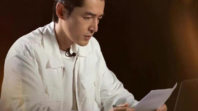 胡歌|胡歌40岁生日写真，李逍遥梅长苏成经典，天南地北粉丝送上独特祝福