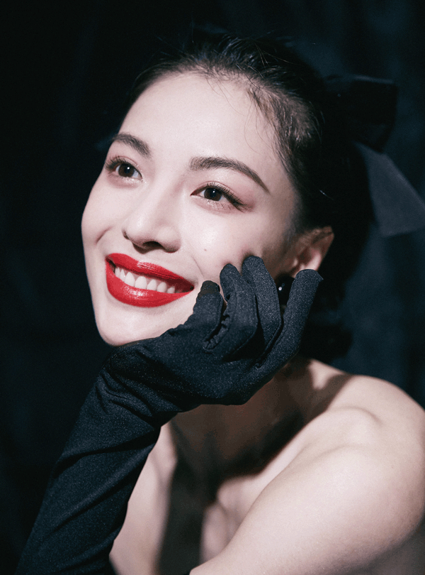 穿衣搭配 女生最显老的三款发型，你踩雷了吗？