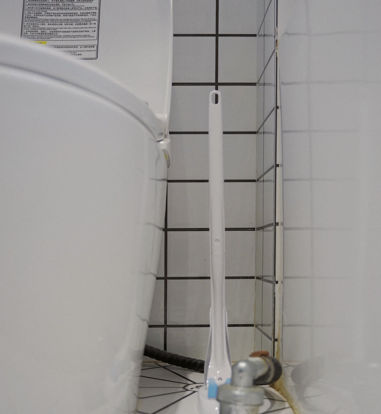 这10个“反人性”的卫生间设计,我劝你一个也别忍,用着太遭罪了