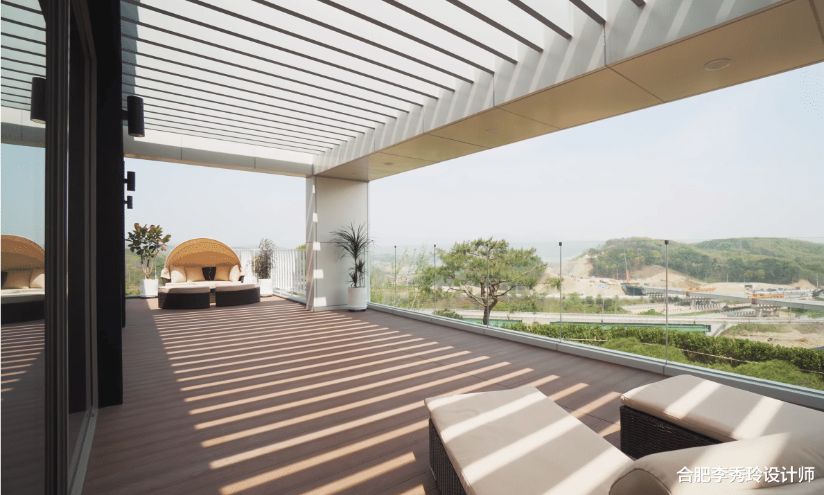 韩国的别墅装修，200㎡外看现代大气，内部“简装”还没庭院费钱