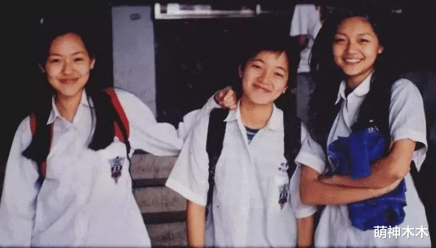 阿雅|称霸娱圈的华冈七仙女，唯有丑小鸭阿雅逆袭，其他人各有各的不幸