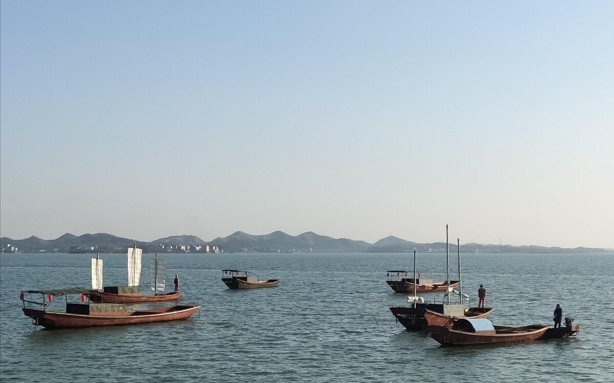 鄱阳湖一年淤沙620万吨,枯水期泥沙见底,为何不大规模采砂?