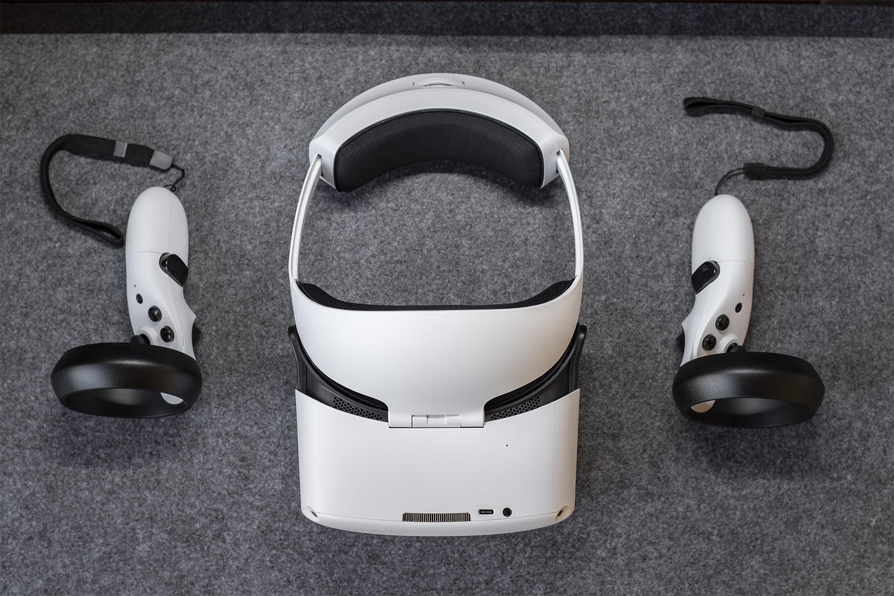 爱奇艺|平价且惊艳的虚拟现实生活，“免费”来的爱奇艺奇遇VR一体机体验