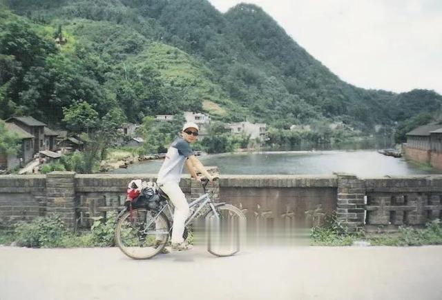 深圳市|18年前的凤凰古城，安静