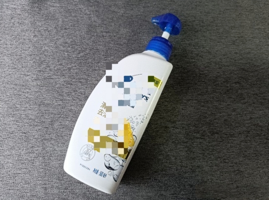 高圆圆 孕期用超市洗发水洗秃了？热门洗发水红黑榜，再不怕阿姨乱推销