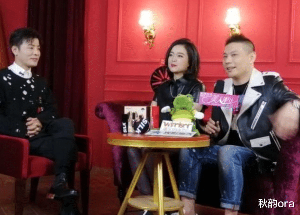 白雪|歌手白雪：中年离异后，二婚再嫁小8岁老公，如今事业爱情两头旺