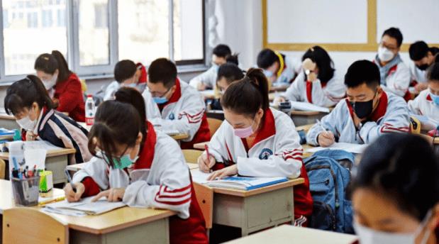 考试|能考上双一流的学生都有啥特征?班主任道出实情,早已有了暗示