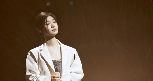 周笔畅|声生不息：二公舞台，神仙打架，周笔畅飙升榜顶，人气断层第一！