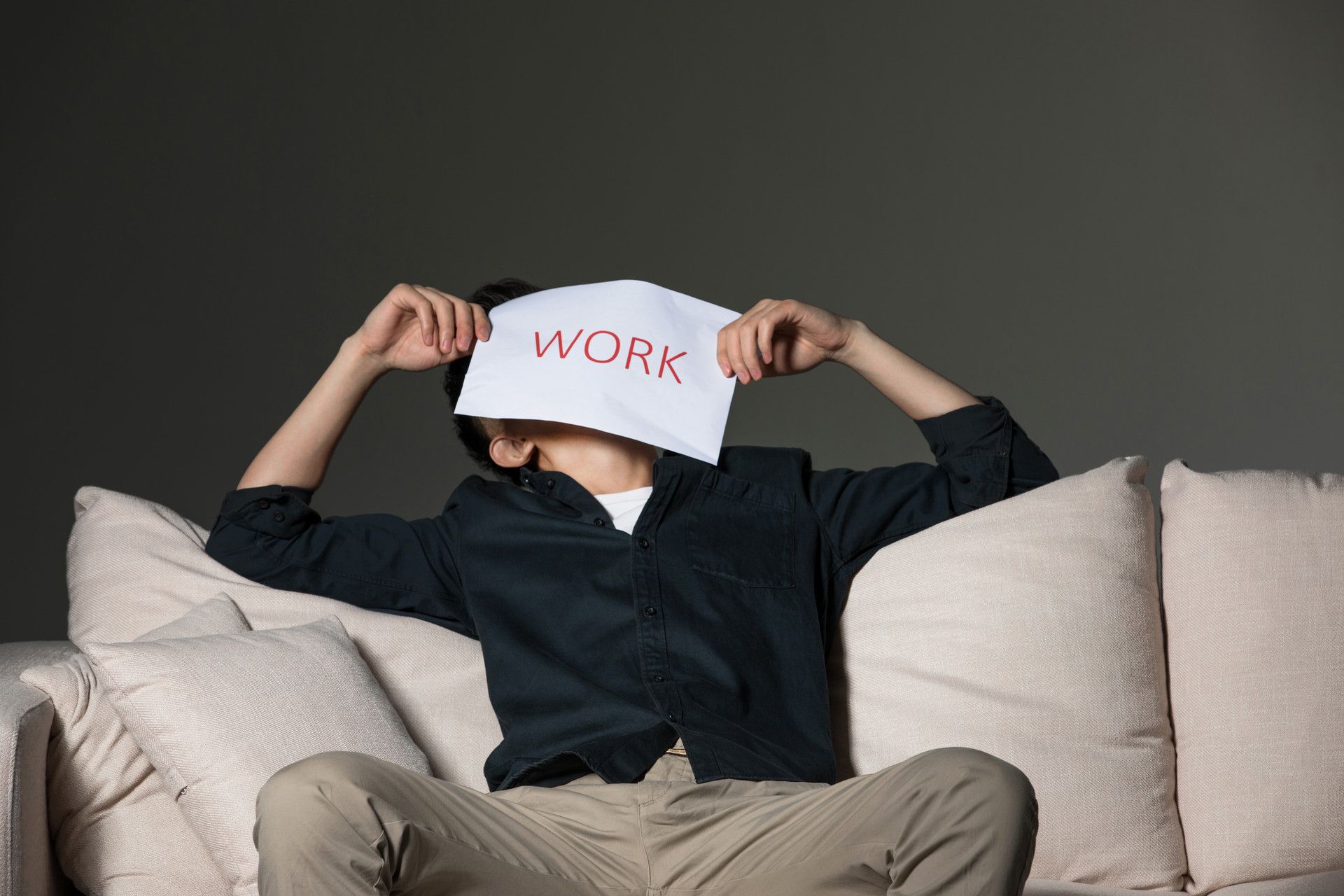 西装|入职刚满3个月，领导表示干不好，可以走人：后来，我炒他鱿鱼了