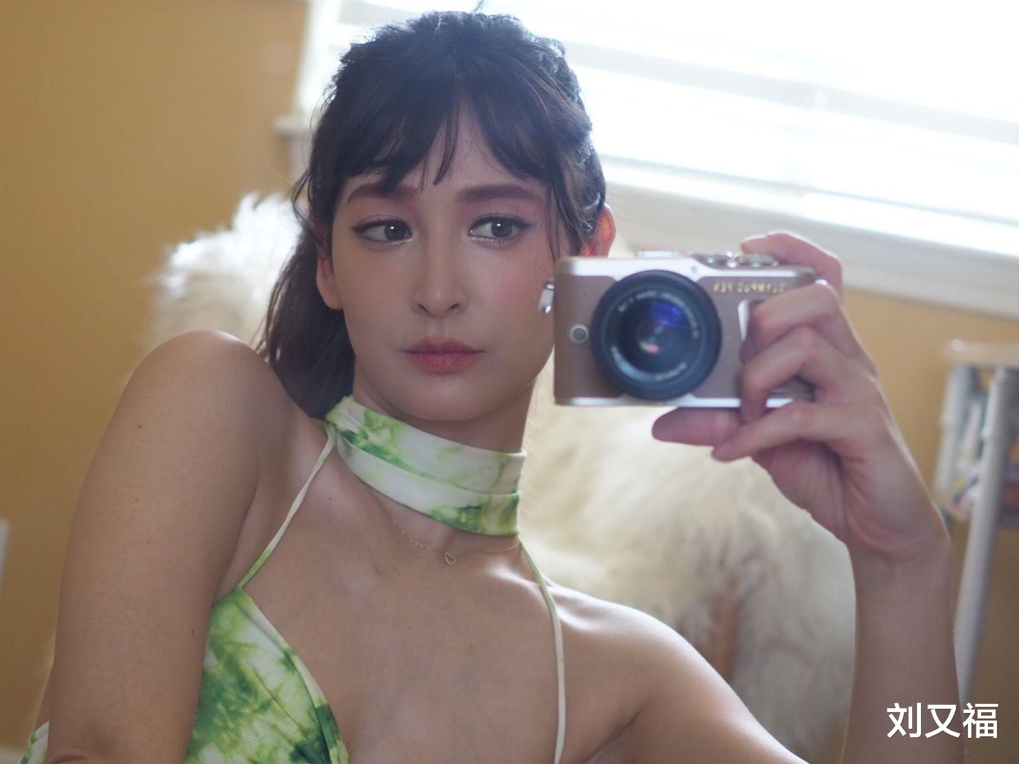 莉亚·迪桑|莉亚·迪桑：日本头号写真女郎，无悔在人气巅峰时隐退结婚的选择