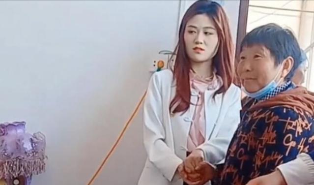 陈萌 大衣哥花2万装健身器材，带领一家人减肥，儿媳陈萌功劳不小