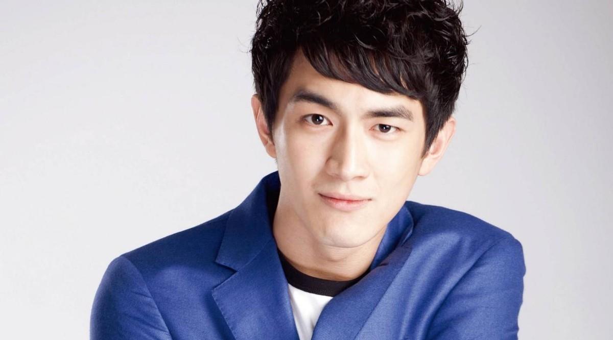 秦岚|34岁林更新:与富二代女友相恋5年,转身和周冬雨蒋梦婕牵扯不断