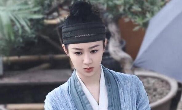 杨紫|又接手一部大制作,杨紫与一位受欢迎的演员牵手。