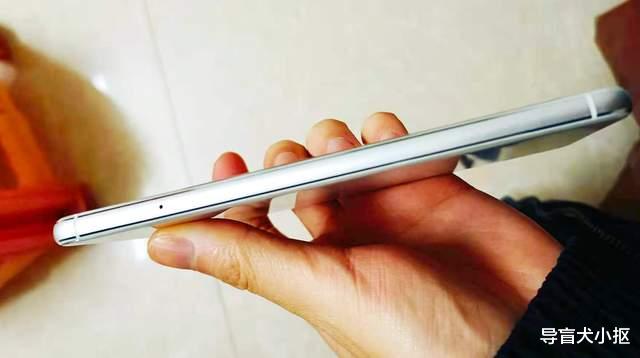 魅蓝x|单摄手机的颜值标杆，二手魅蓝X体验，机身布局和材质是亮点