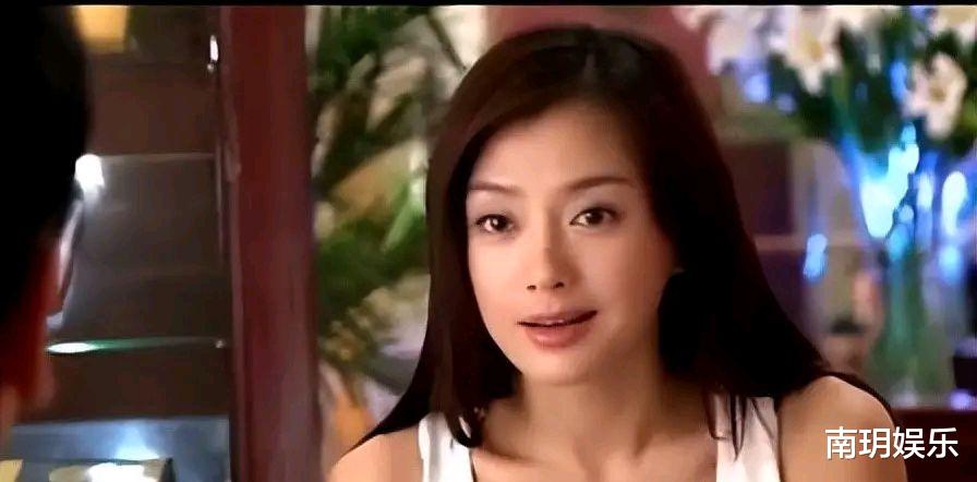 秦岚|女演员长相有多重要？看《一帘幽梦》秦岚和张嘉倪，三观更重要