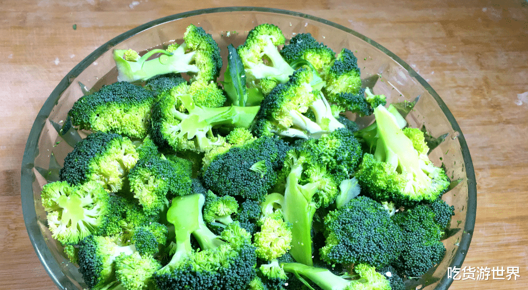 肝脏|肝脏爱这“4种菜”,中老年建议每天吃一种,滋阴养肝,一身轻松