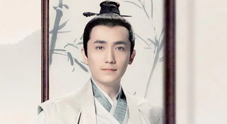 邱心志|颜值不够却偏要演男主的8位男星，一出场就被男配秒杀