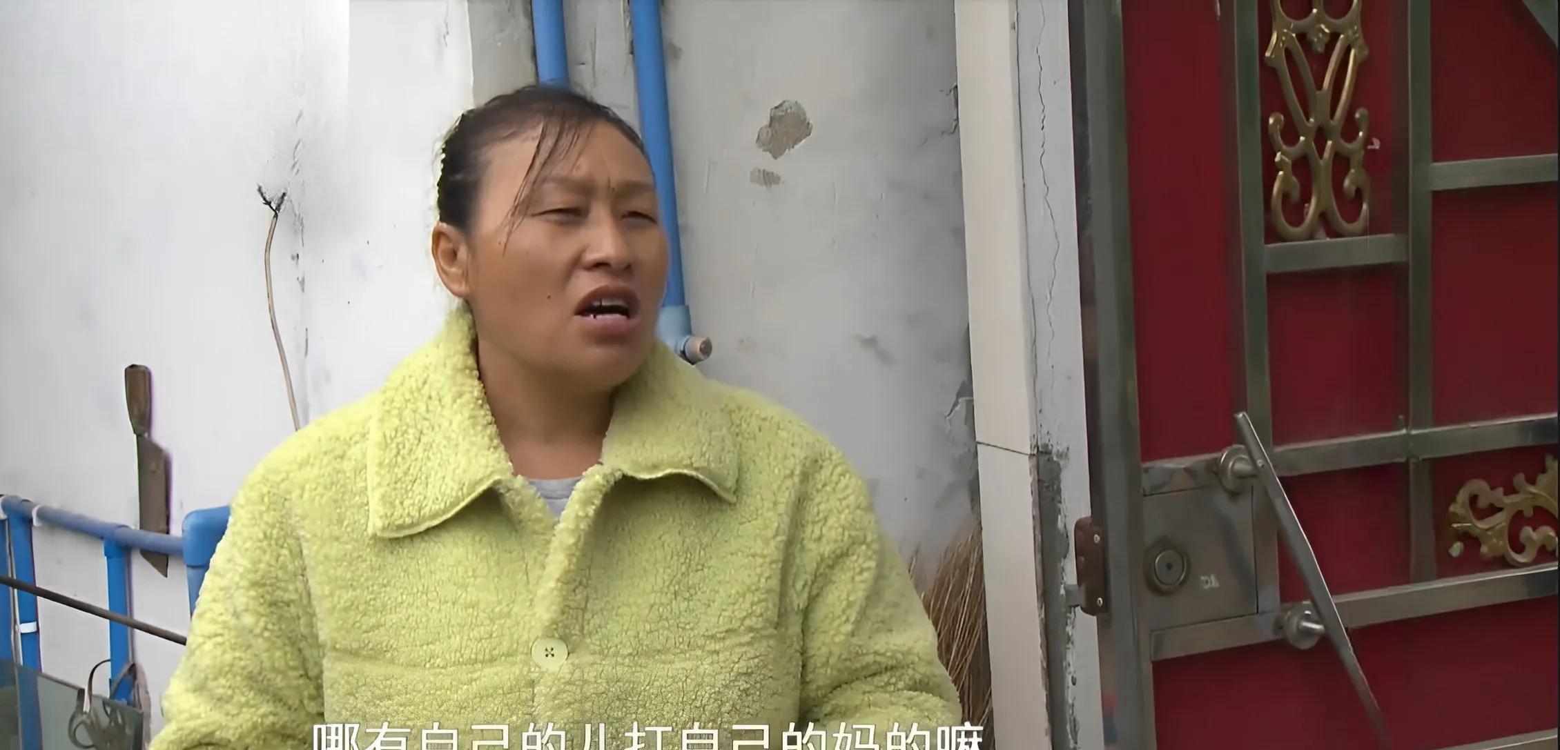 丈夫去世七天,妻子就改嫁,20年后回家,儿子断水断电不让上厕所