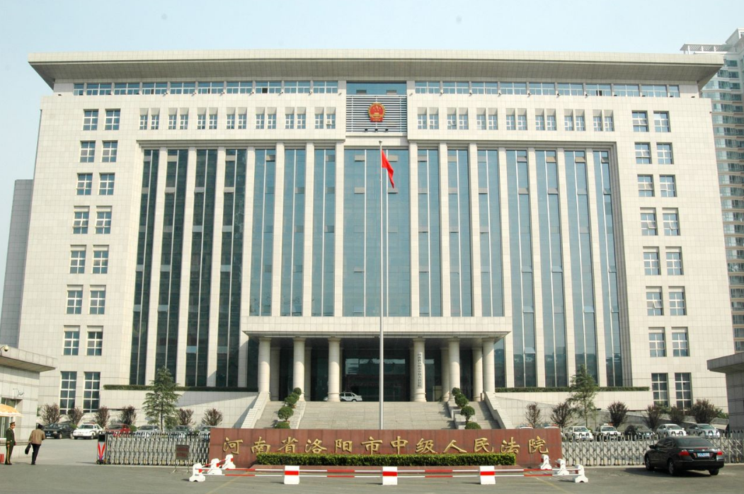 2019年,小伙因保护自家烧鸡被判刑,出狱后上诉:被抢还要坐牢?