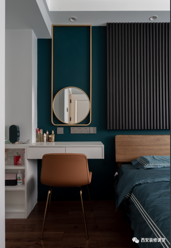 60㎡一室一厅,两人住大胆改造