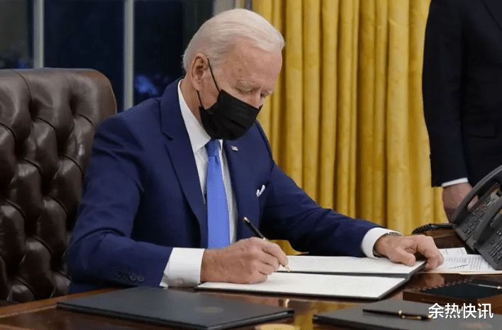 芯片|中方反制后,拜登签署“芯片法案”,欲对华“卡脖子”,中方反对